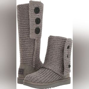 UGG GREY CLASSIC CARDY BOOTS SIZE 8